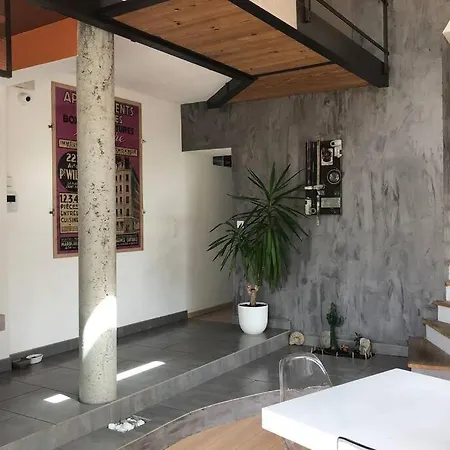 Pau 250m2 Piscine Et Jacuzzy. Gelos